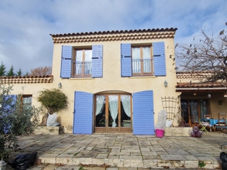Vente  Maison de 167 m² à Châteaudouble 530 000 euros