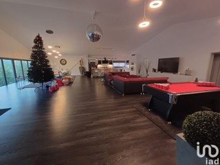 Vente  Local commercial de 800 m² à Ollioules 2 090 000 euros