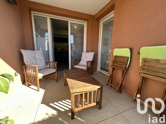 Vente  Appartement F2  de 43 m² à Sanary 305 000 euros Réf: SFN-1704837