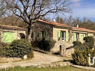 Vente  Maison de 127 m² à Saint Maximin la Sainte Baume 495 000 euros