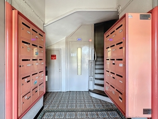 Vente  Appartement F2  de 50 m² à Toulon 87 000 euros