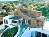 Vente  Maison de 264 m² à Cogolin 1 660 000 euros