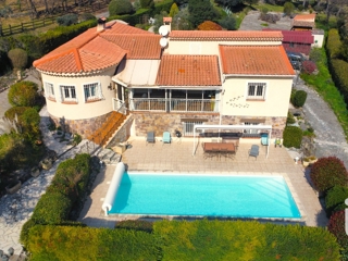 Vente  Maison de 222 m² à Trans en Provence 599 000 euros