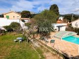 Vente  Maison de 236 m² à Toulon 830 000 euros