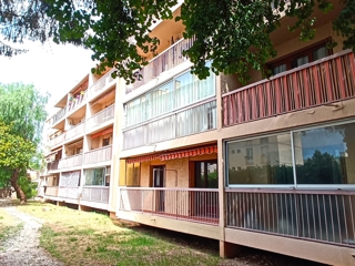 Vente  Appartement T2  de 49 m² à Toulon 137 000 euros