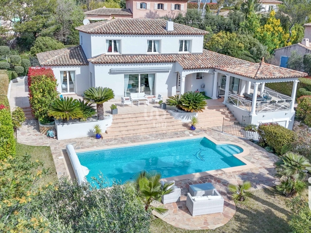 Vente  Maison de 155 m² à Saint Raphaël 950 000 euros Réf: SFN-1722628