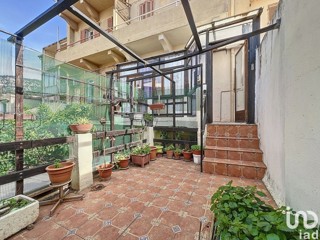 Vente  Appartement F2  de 48 m² à Toulon 119 000 euros