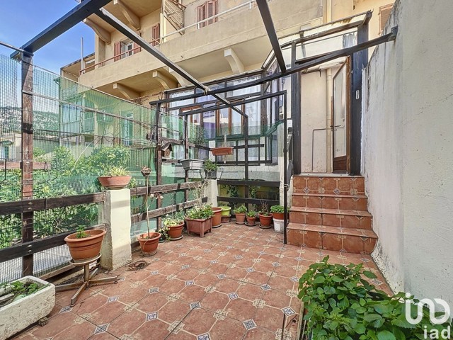Vente  Appartement F2  de 48 m² à Toulon 119 000 euros Réf: SFN-1722884