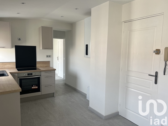 Vente  Appartement F3  de 47 m² à Saint Raphaël 223 000 euros Réf: SFN-1725623