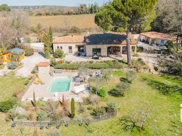 Vente  Maison de 200 m² à Saint Maximin la Sainte Baume 1 100 000 euros Réf: SFN-1720806