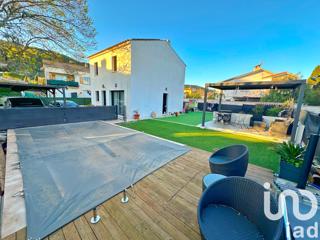 Vente  Maison de 86 m² à Solliès Pont 439 900 euros