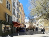 Vente  Local commercial de 47 m² à Toulon 99 000 euros
