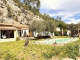 Vente  Maison de 105 m² à Solliès Toucas 570 000 euros