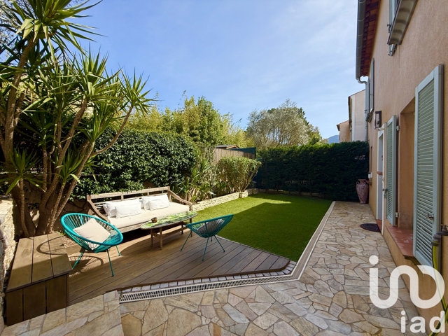 Vente  Maison de 85 m² à La Môle 449 000 euros Réf: SFN-1725881