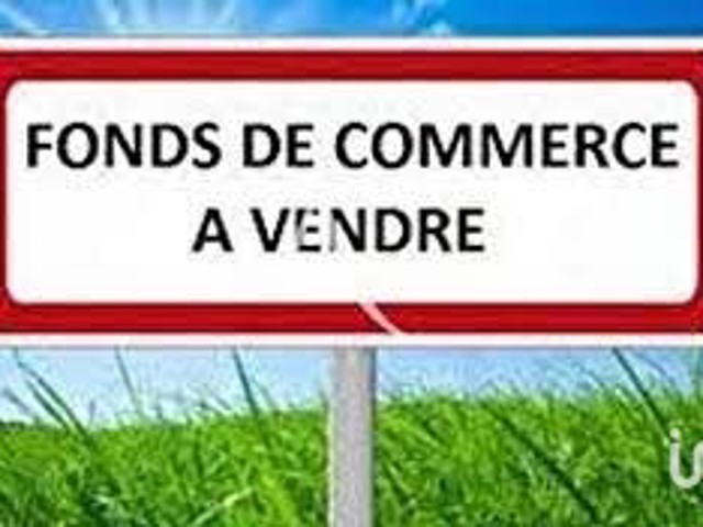 Vente  Local commercial de 60 m² à Roquebrune sur Argens 85 000 euros Réf: SFN-1736121