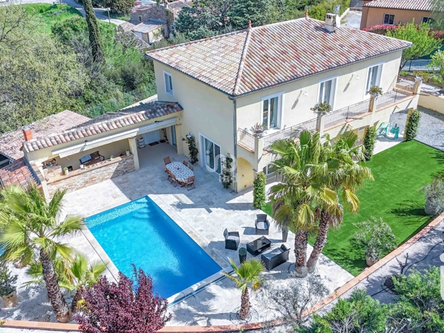 Vente  Maison de 206 m² à Roquebrune sur Argens 818 000 euros Réf: SFN-1738545