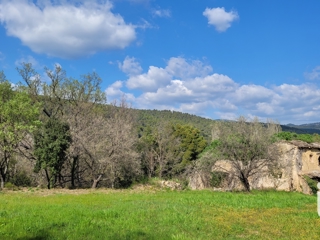 Vente  Terrain de 6447 m² à Salernes 181 000 euros
