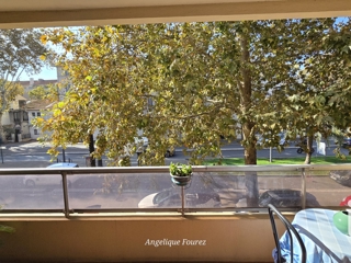 Vente  Appartement T2  de 43 m² à Six-Fours 181 000 euros