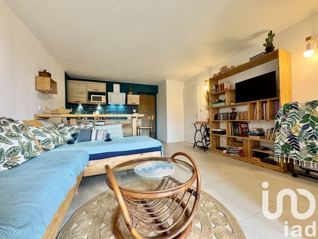 Vente  Appartement T2  de 50 m² à Saint Mandrier 265 000 euros Réf: SFN-1737903