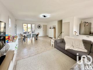 Vente  Maison de 109 m² à Roquebrune sur Argens 380 000 euros