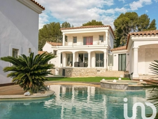 Vente  Maison de 260 m² à La Cadière d'Azur 1 795 000 euros