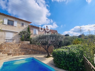 Vente  Maison de 212 m² à Trans en Provence 680 000 euros