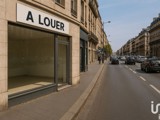 Vente  Local commercial de 50 m² à Toulon 10 000 euros