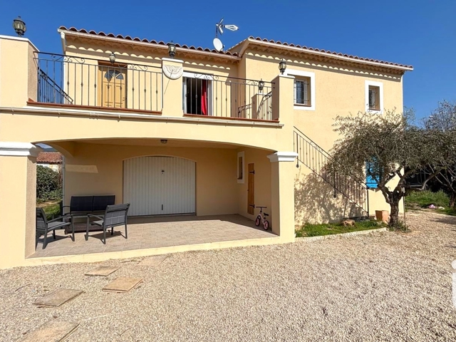 Vente  Maison de 110 m² à Draguignan 520 000 euros Réf: SFN-1744560