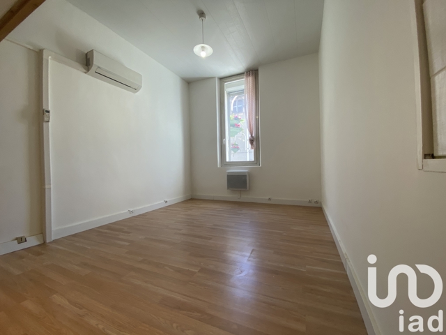 Vente  Appartement T2  de 33 m² à Toulon 90 000 euros Réf: SFN-1697375