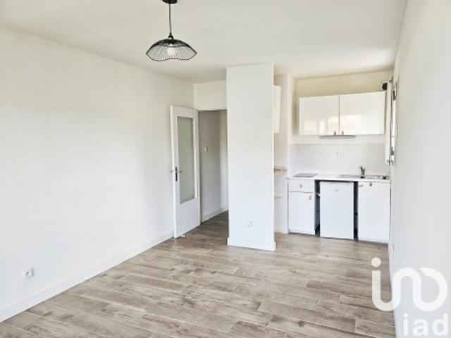 Vente  Studio de 30 m² à Saint Mandrier 121 000 euros Réf: SFN-1745770