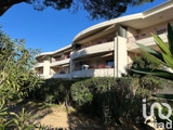 Vente  Appartement T5  de 91 m² à Hyères 429 000 euros