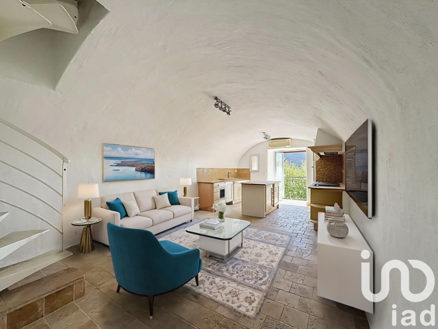 Vente  Appartement F3  de 59 m² à Bagnols en Forêt 215 000 euros Réf: SFN-1737092