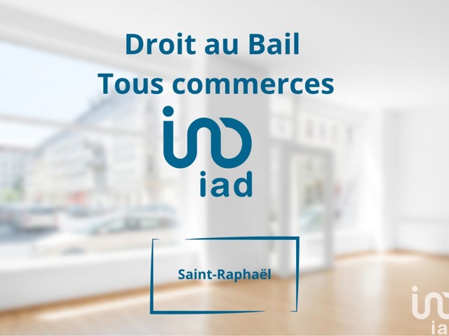 Vente  Local commercial de 40 m² à Saint Raphaël 48 000 euros Réf: SFN-1747776