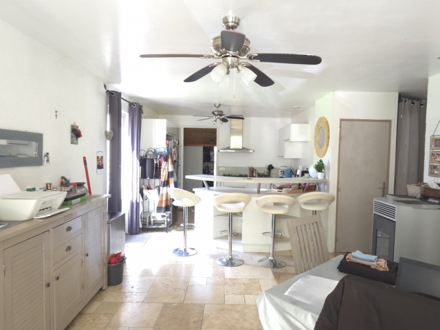 Vente  Maison de 135 m² à Bagnols en Forêt 469 000 euros Réf: SFN-1751363