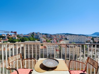 Vente  Appartement T4  de 76 m² à Toulon 250 000 euros