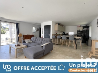 Vente  Maison de 108 m² à Pierrefeu du Var 435 000 euros