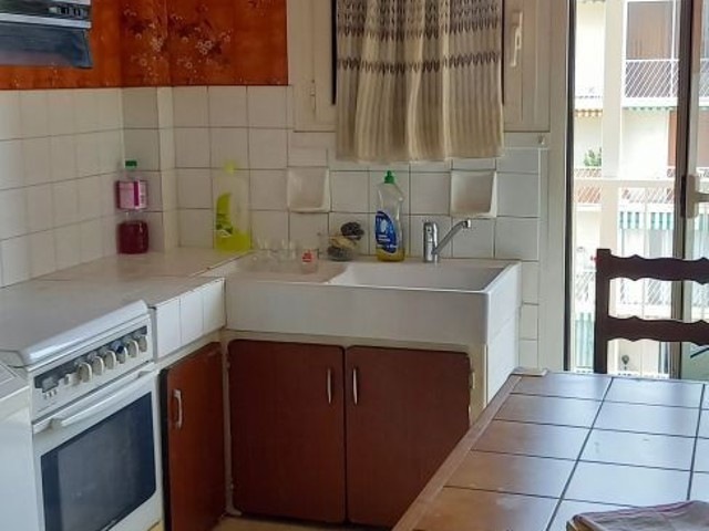 Vente  Appartement T4  de 76 m² à La Valette du Var 218 000 euros Réf: SFN-1700453