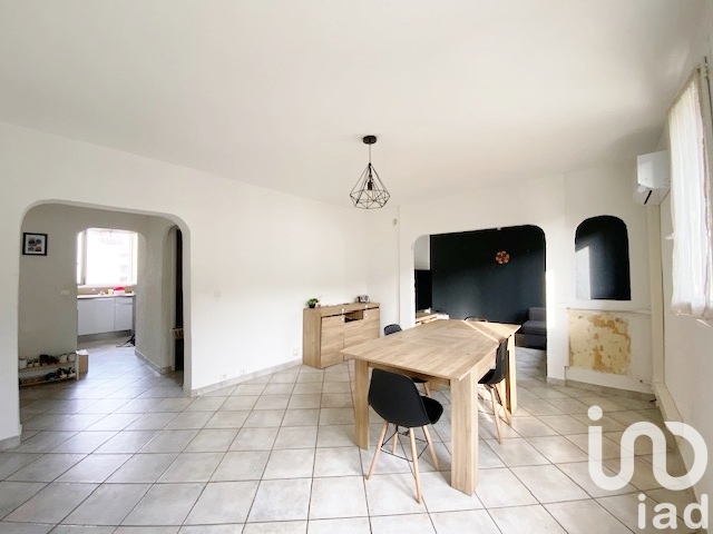 Vente  Appartement T4  de 80 m² à Saint Raphaël 188 000 euros Réf: SFN-1642618
