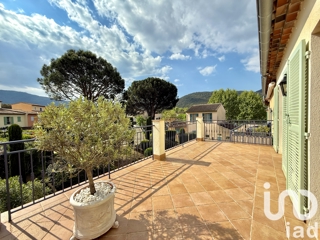Vente  Appartement F3  de 121 m² à La Môle 489 000 euros