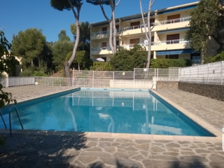 Vente  Appartement T3  de 59 m² à Bormes les Mimosas 358 000 euros