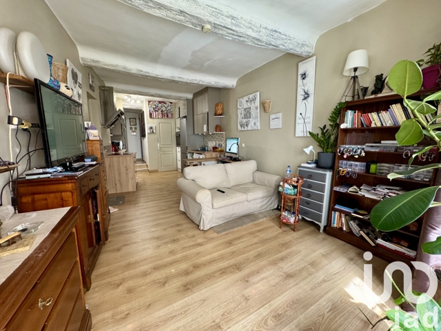 Vente  Appartement T3  de 50 m² à Carcès 119 000 euros Réf: SFN-1753871