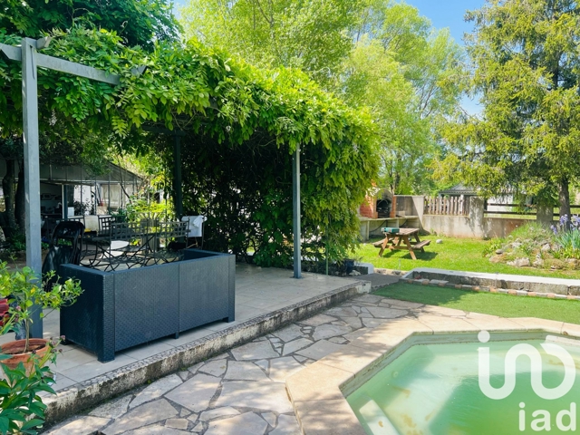 Vente  Maison de 140 m² à Carnoules 368 000 euros Réf: SFN-1757099