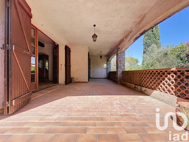 Vente  Maison de 133 m² à Solliès Ville 520 000 euros Réf: SFN-1731098