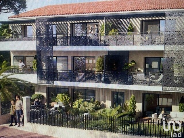 Vente  Appartement T3  de 70 m² à Saint Tropez 1 450 000 euros Réf: SFN-1756558-1