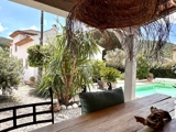 Vente  Maison de 204 m² à Hyères 990 000 euros