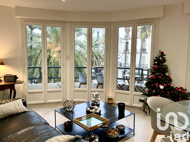 Vente  Appartement F3  de 64 m² à Hyères 292 000 euros Réf: SFN-1760411