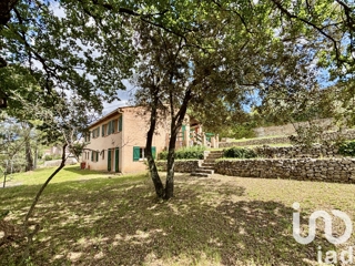 Vente  Maison de 151 m² à Trans en Provence 459 000 euros