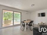 Vente  Appartement F3  de 62 m² à Hyères 286 000 euros