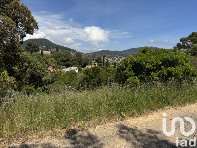 Vente  Terrain de 2110 m² à Carqueiranne 575 000 euros Réf: SFN-1672656