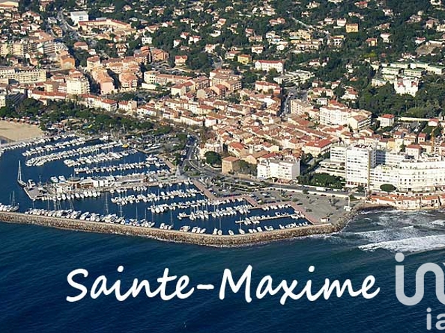 Vente  Garage de 14 m² à Sainte Maxime 35 000 euros Réf: SFN-1764536
